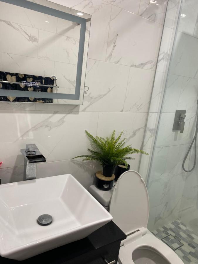 Beautiful House 7 Min From Miami Airport W Free Parking Daire Dış mekan fotoğraf