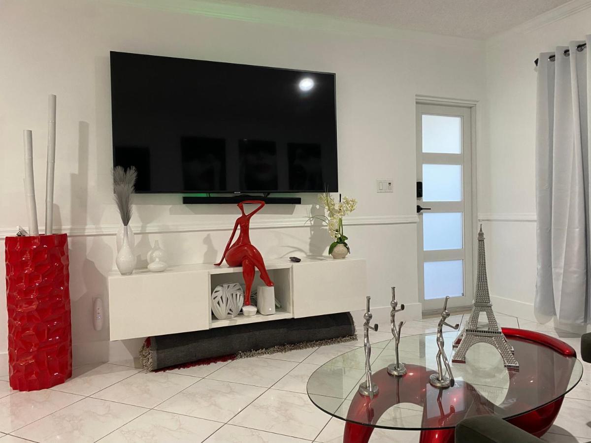Beautiful House 7 Min From Miami Airport W Free Parking Daire Dış mekan fotoğraf